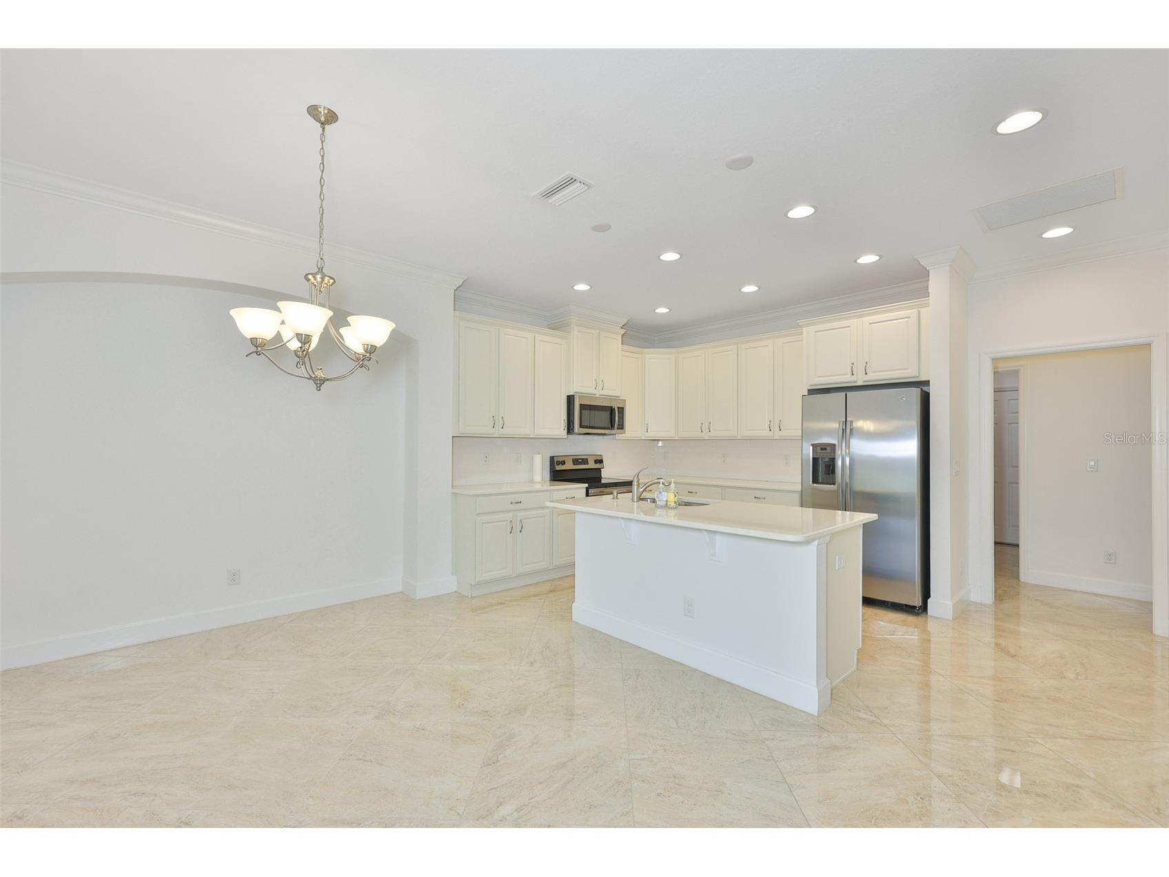 606 Chipper Drive Sun City Center FL 33573 TB8524973 image10