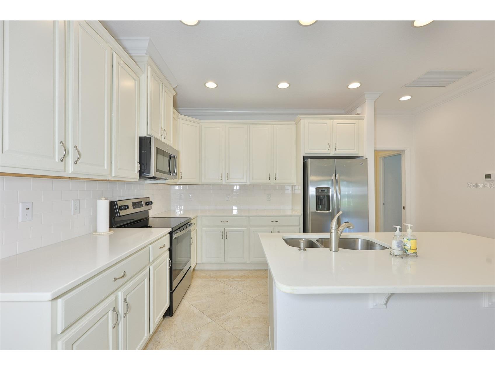 606 Chipper Drive Sun City Center FL 33573 TB8524973 image13