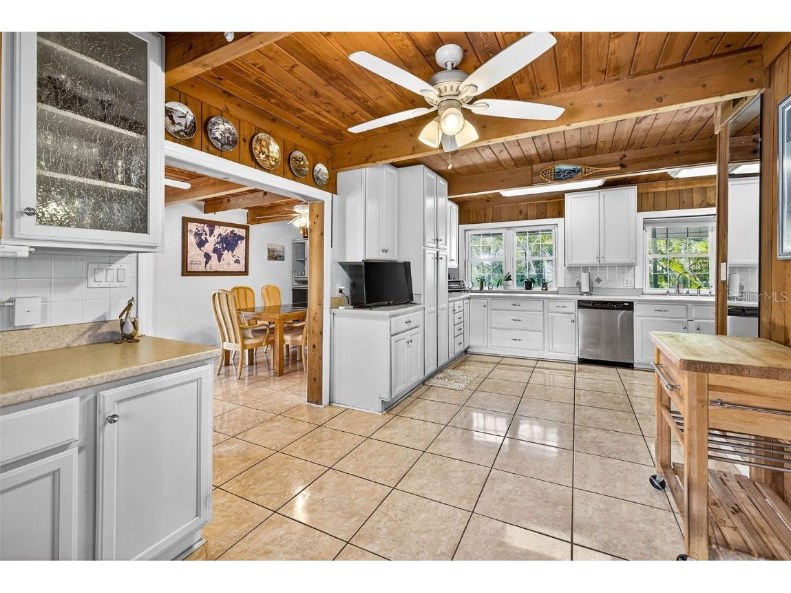 606 Dickman Drive SW Ruskin FL 33570 TB8392528 image29