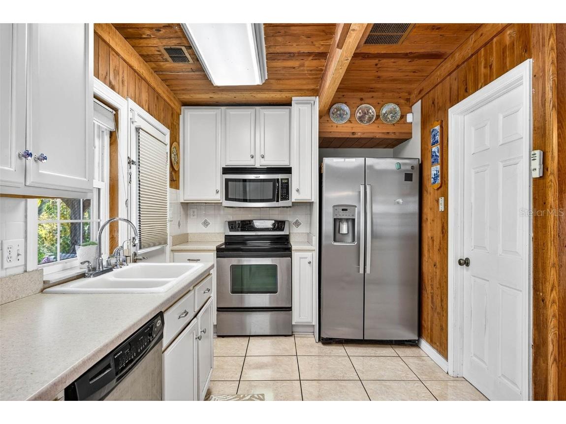 606 Dickman Drive SW Ruskin FL 33570 TB8392528 image36