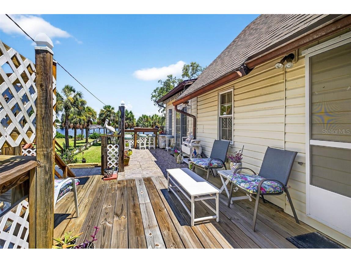 606 Dickman Drive SW Ruskin FL 33570 TB8392528 image8