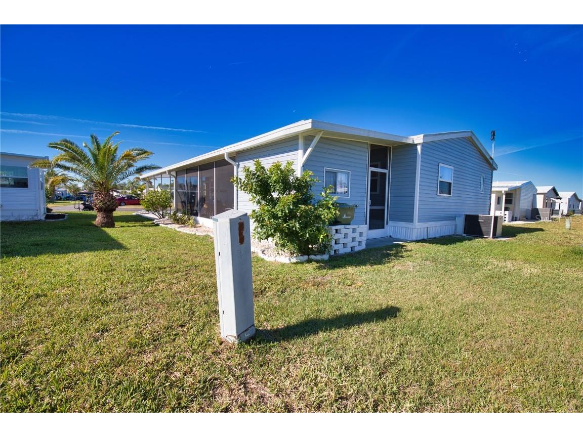 606 La Sala North Port FL 34287 TB8366541 image36