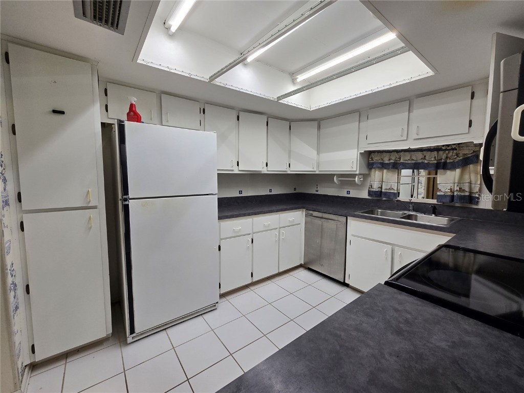 606 Midway Drive #B Ocala FL 34472 OM708848 image8