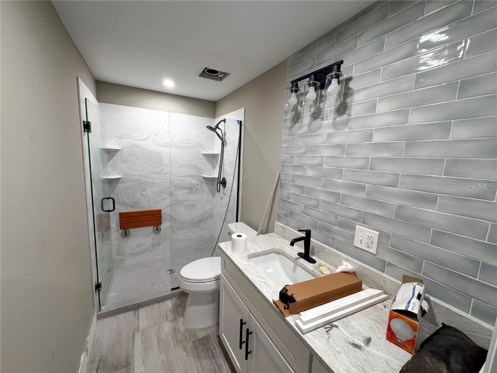 606 Ne 35th St Ocala FL 34479 OM714870 image14