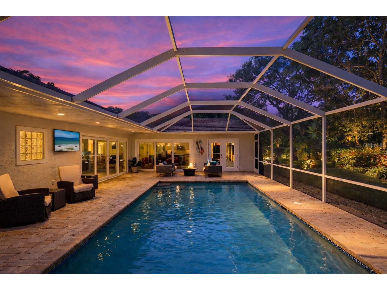 606 Owl Way Sarasota FL 34236 A4682117 image2