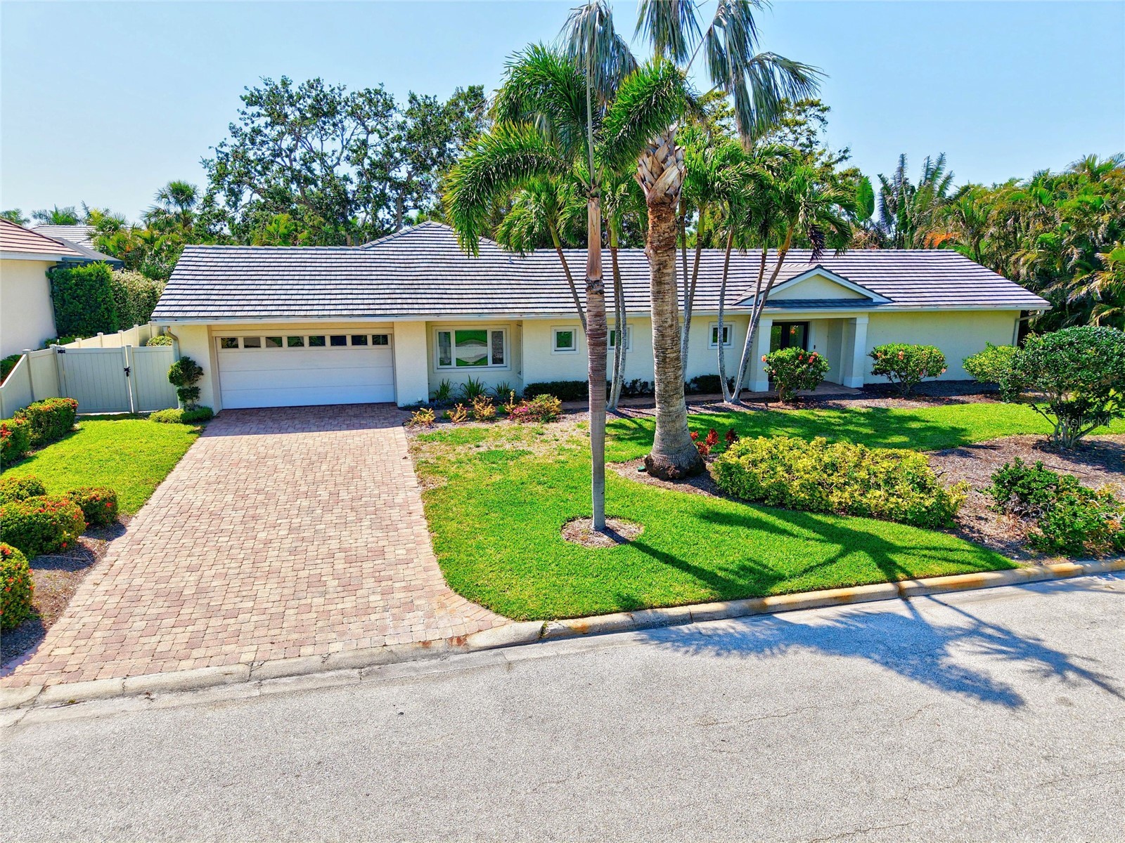 606 Owl Way Sarasota FL 34236 A4699271 image1