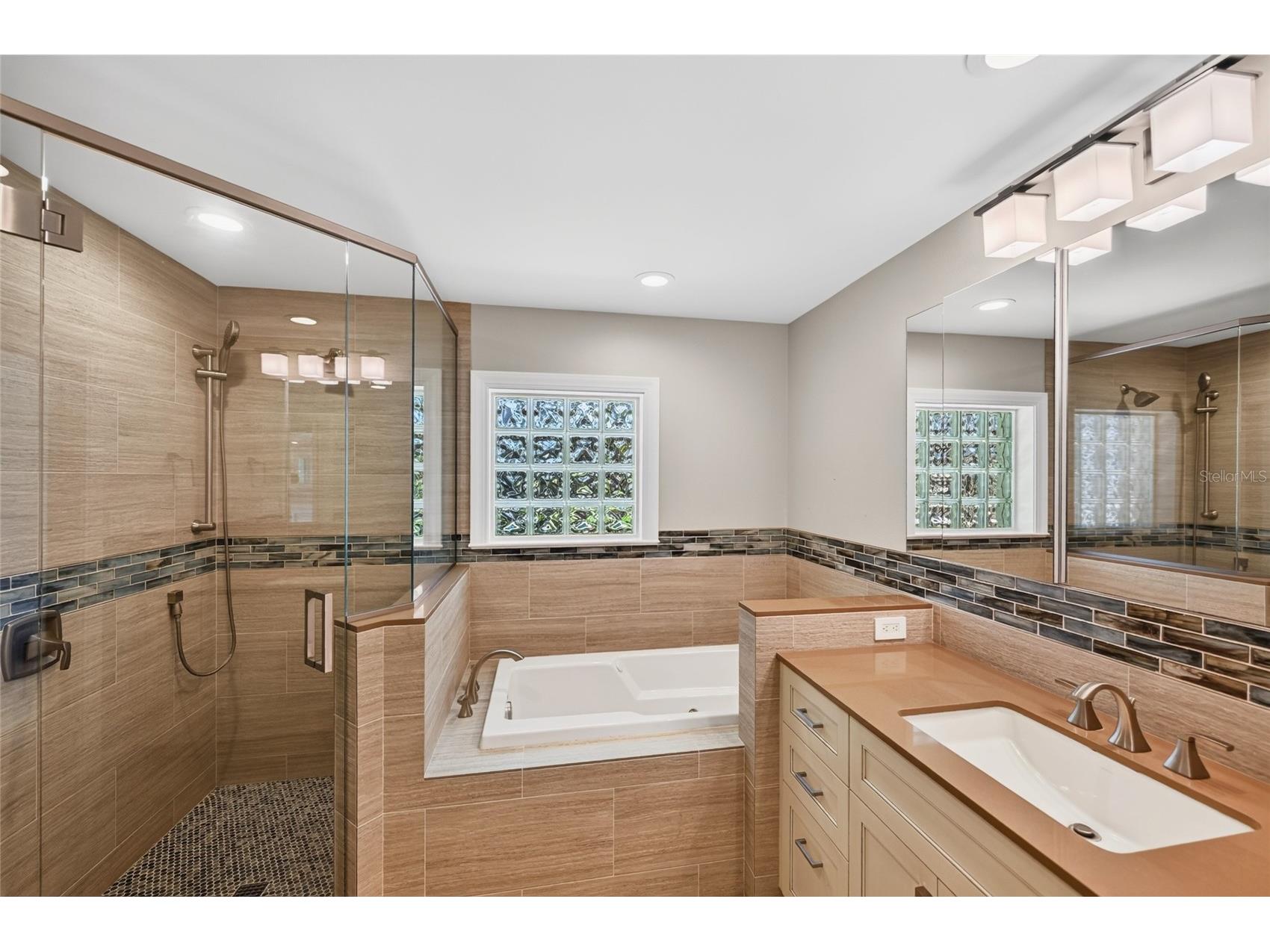 606 Owl Way Sarasota FL 34236 A4699271 image12