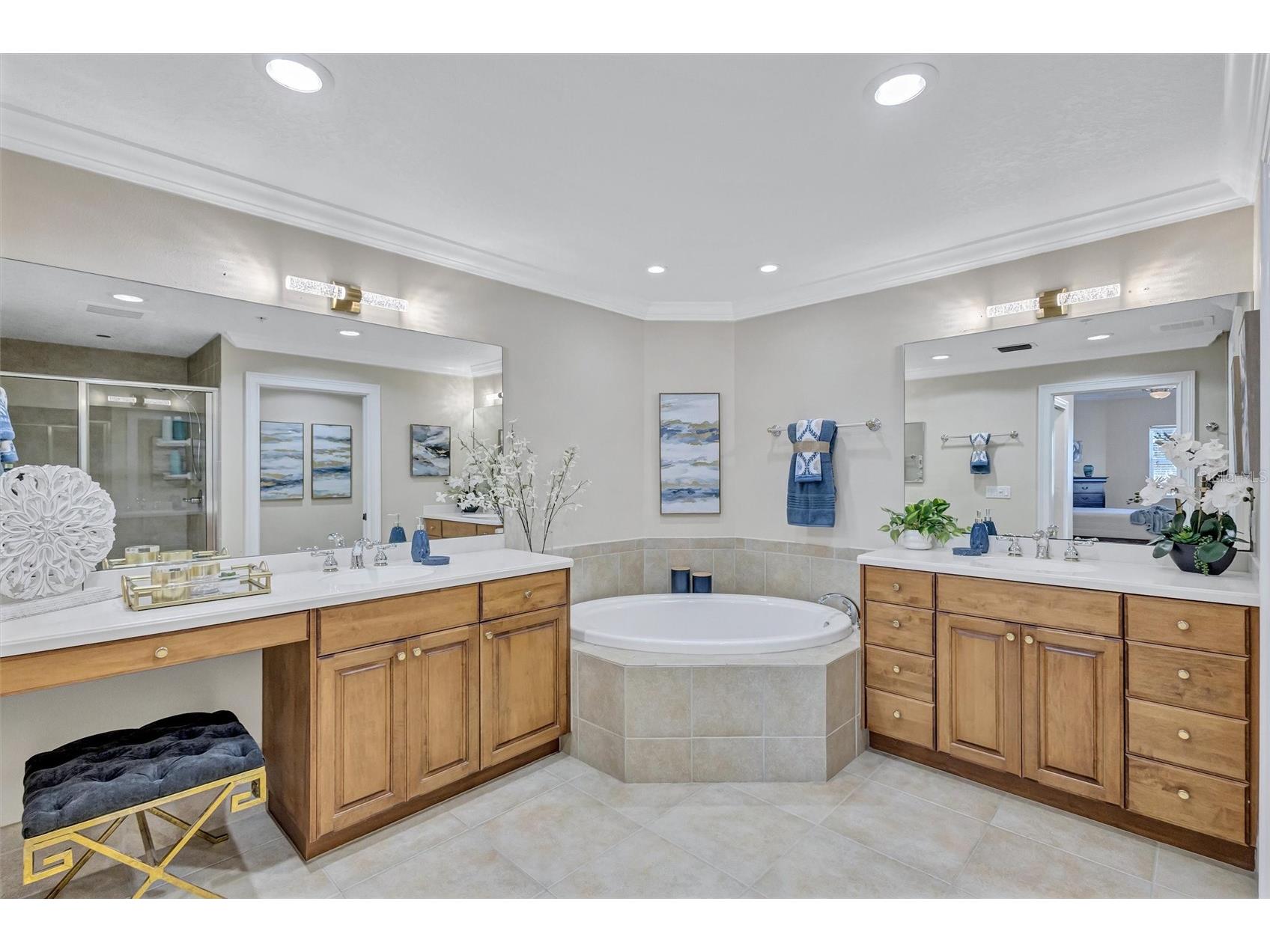 606 Riviera Dunes Way #201 Palmetto FL 34221 - MANATEE RIVER TB8495294 image19