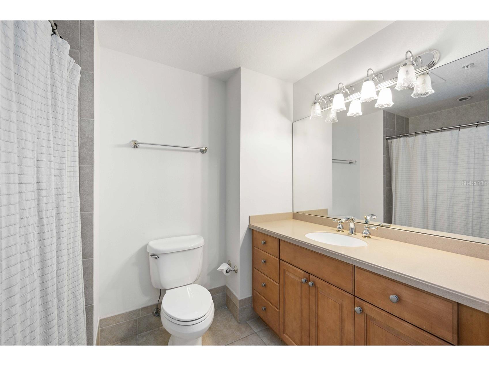 606 Riviera Dunes Way #302 Palmetto FL 34221 A4689983 image30