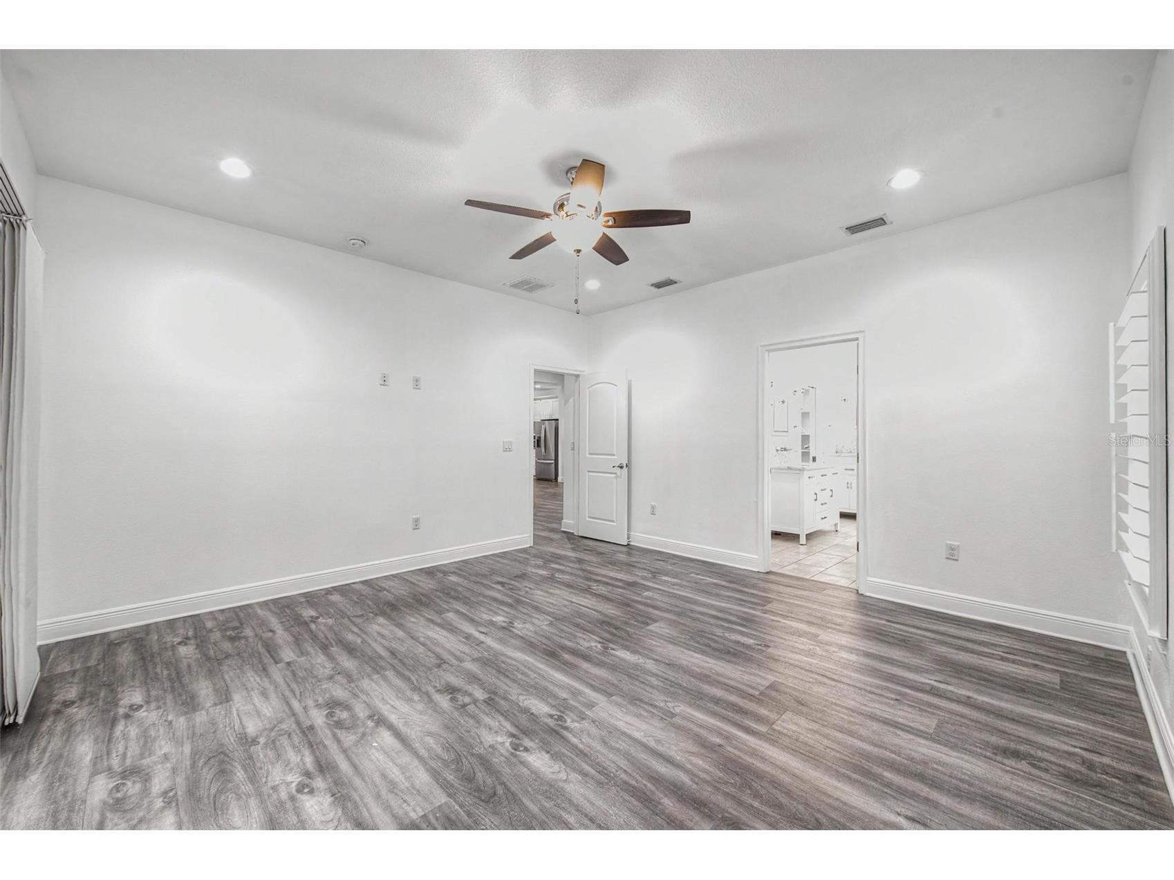 606 Royal Crest Drive Brandon FL 33511 L4963290 image26