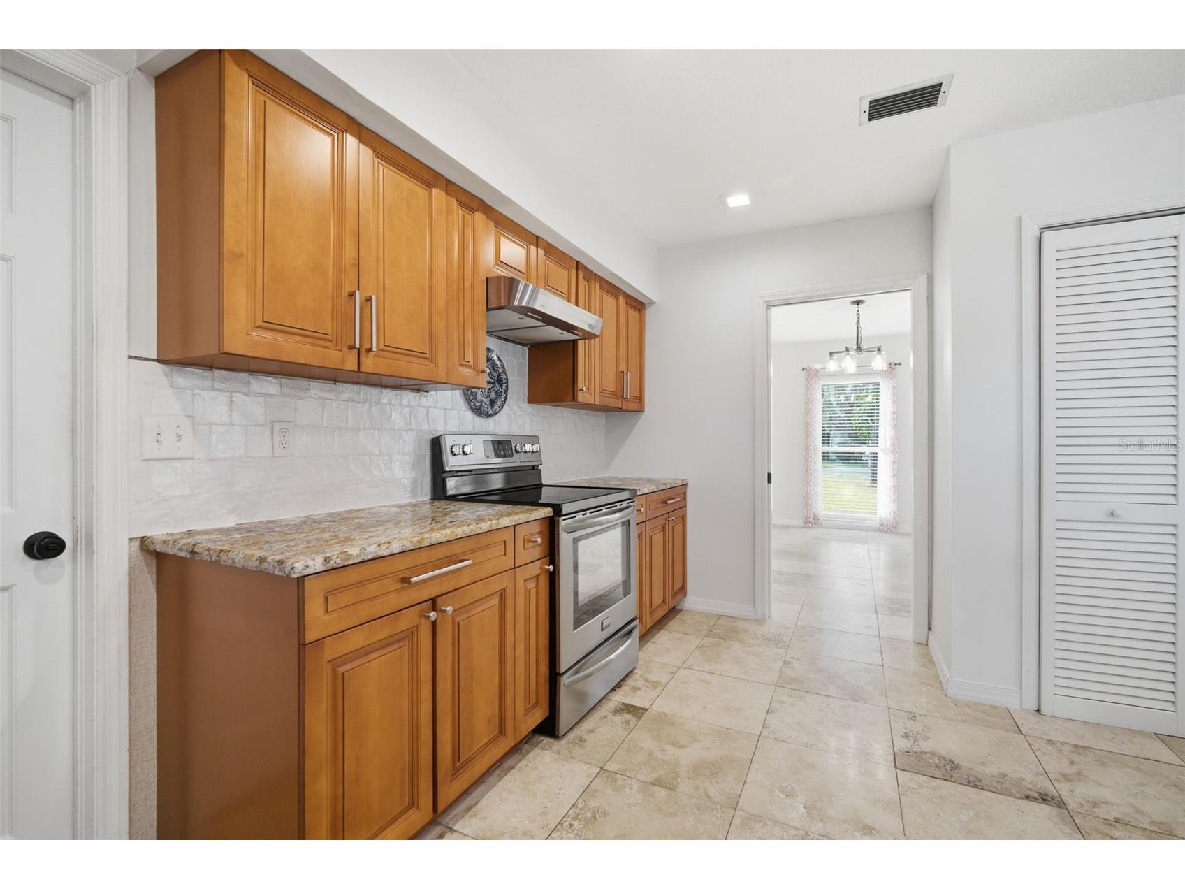 606 S Sylvan Drive Brandon FL 33510 TB8476740 image53