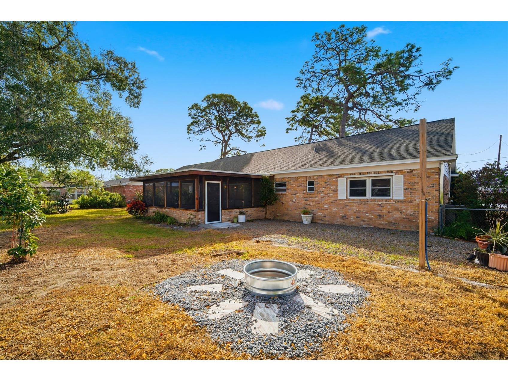 606 S Sylvan Drive Brandon FL 33510 TB8476740 image65