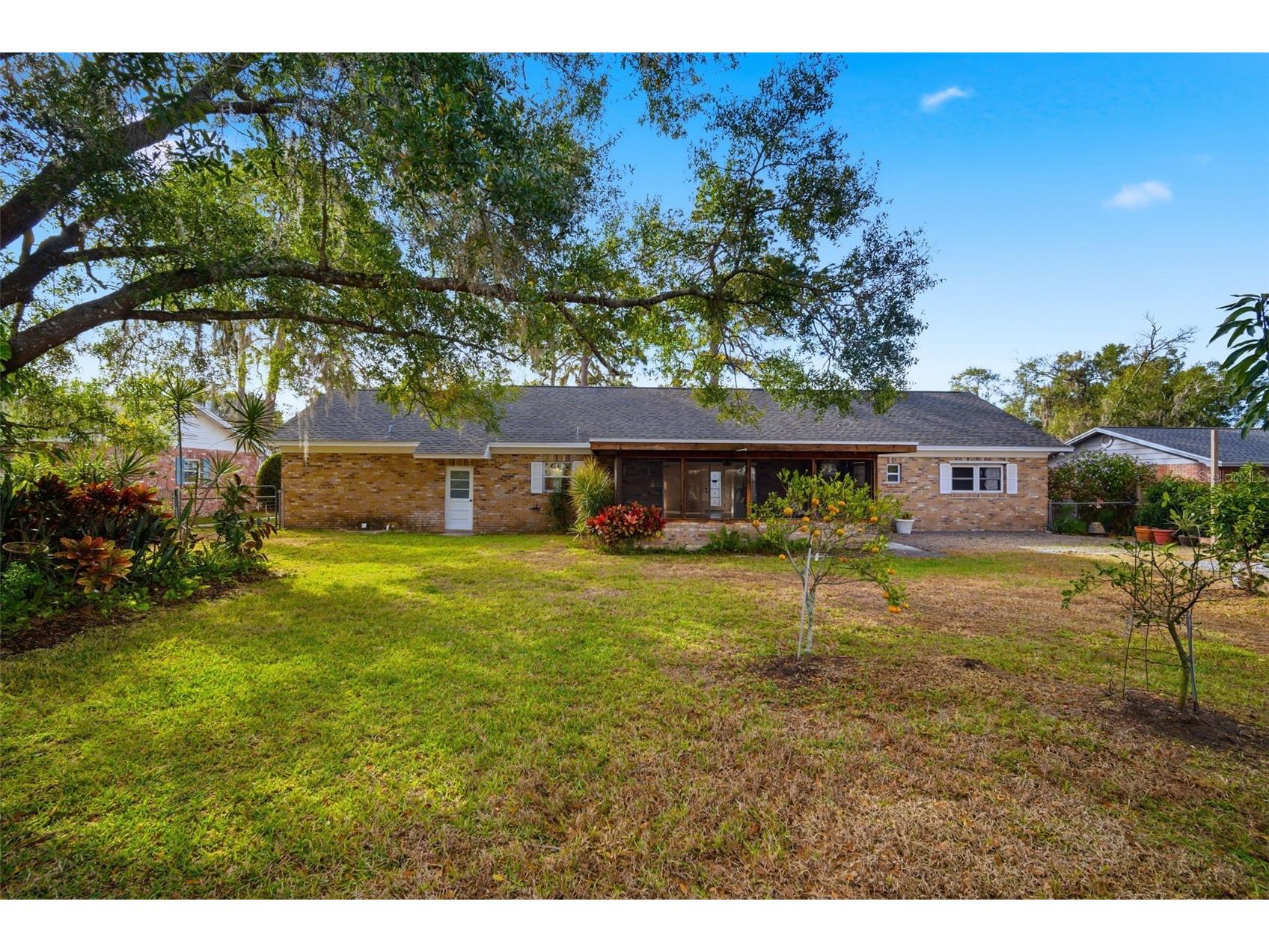 606 S Sylvan Drive Brandon FL 33510 TB8476740 image69