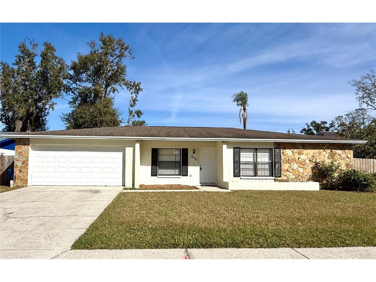 606 Sandy Creek Drive Brandon FL 33511 TB8457404 image1