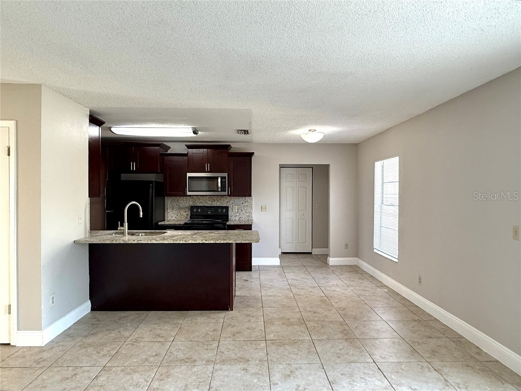 606 Sandy Creek Drive Brandon FL 33511 TB8457404 image3