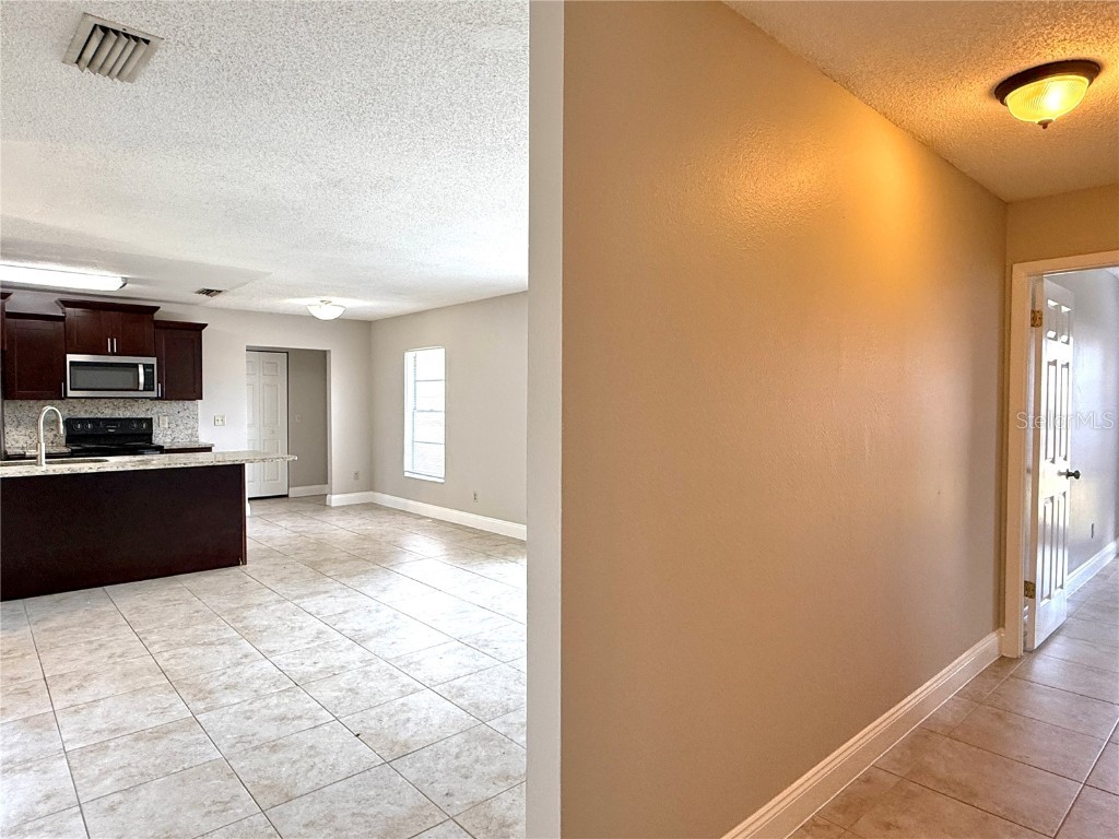 606 Sandy Creek Drive Brandon FL 33511 TB8457404 image8