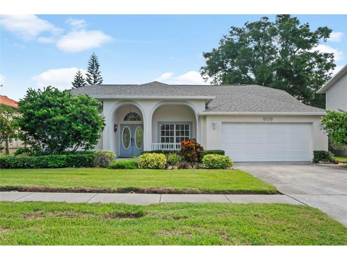 606 Seaside Drive Tarpon Springs FL 34689 W7868414 image1