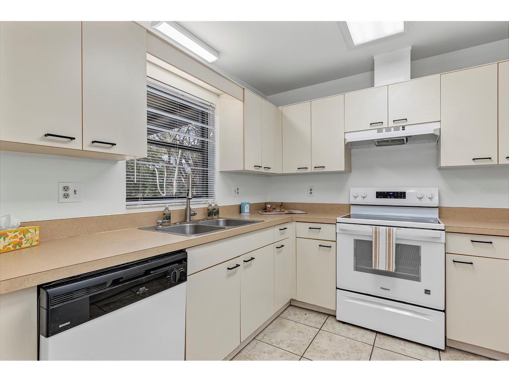 606 Third Avenue Lady Lake FL 32159 G5112535 image18