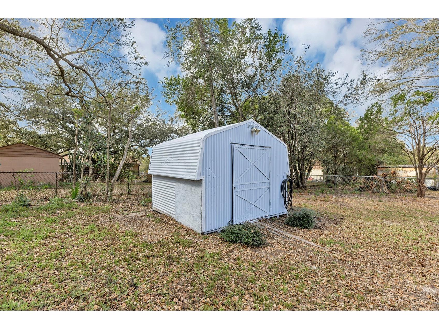 606 Third Avenue Lady Lake FL 32159 G5112535 image8