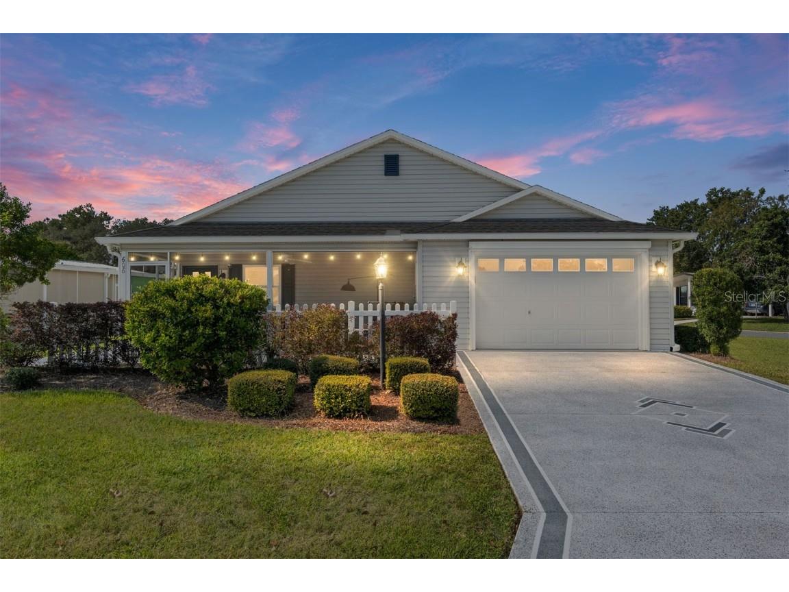 606 Tracy Drive Lady Lake FL 32159 OM688367 image1