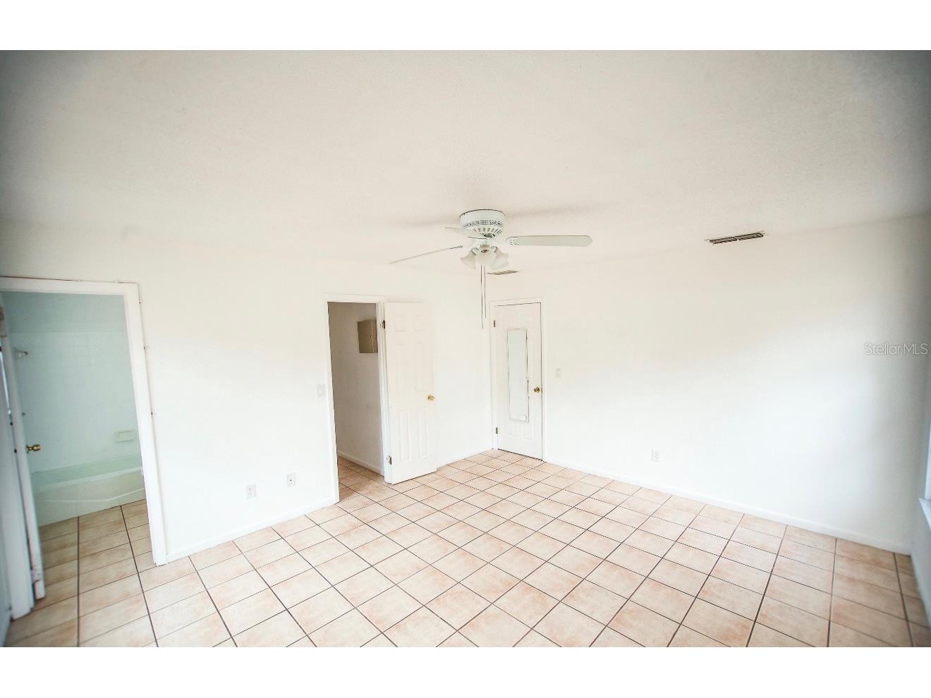 606 Water Road Ocala FL 34472 - Spring Lake OM725495 image19