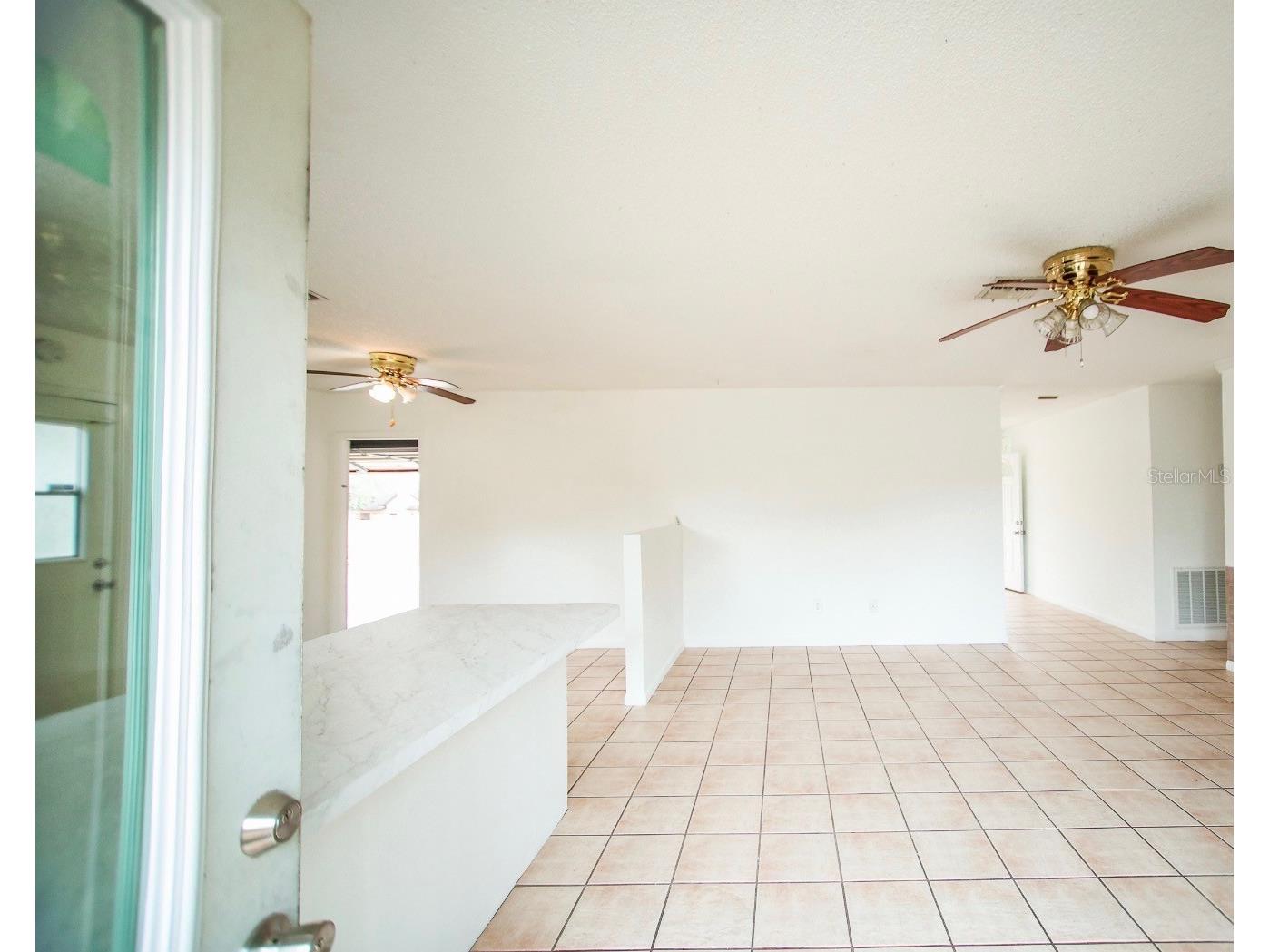 606 Water Road Ocala FL 34472 - Spring Lake OM725495 image4