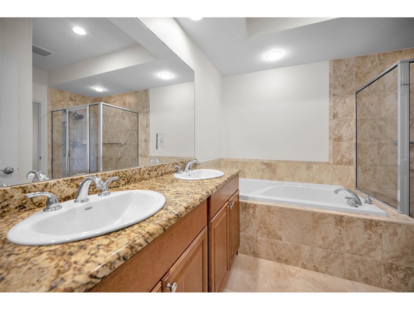 606 Wells Court #202 Clearwater FL 33756 TB8484472 image32