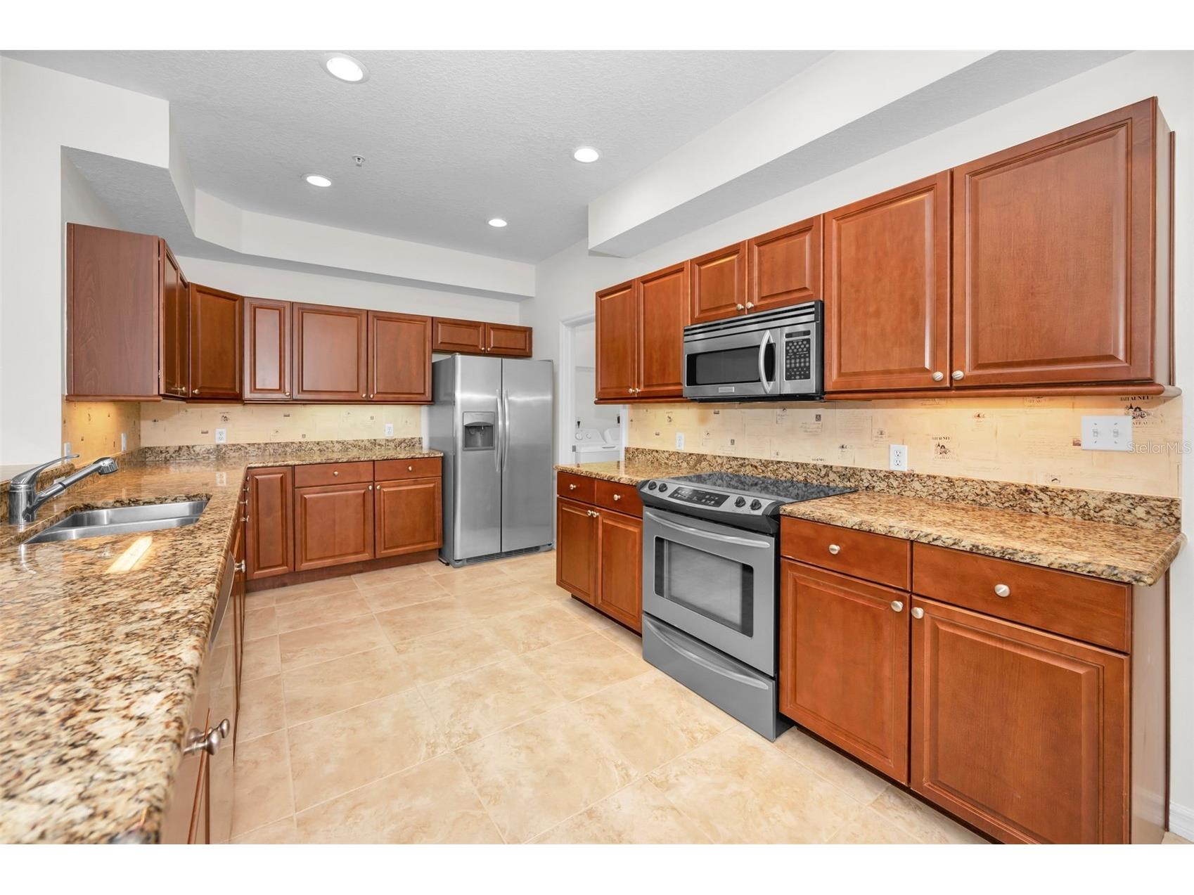 606 Wells Court #202 Clearwater FL 33756 TB8484472 image4