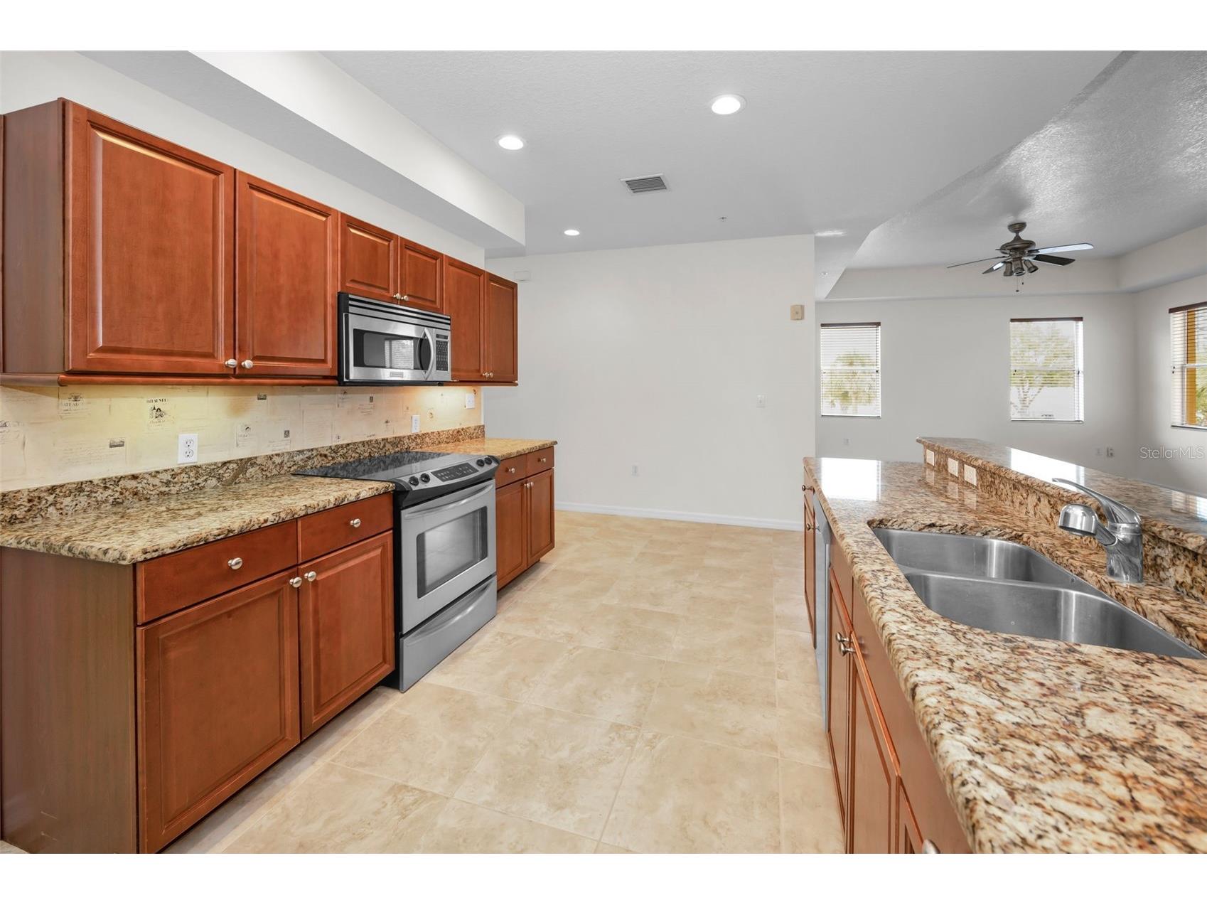 606 Wells Court #202 Clearwater FL 33756 TB8484472 image5