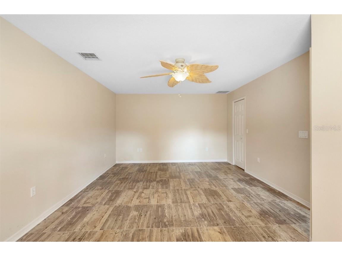 606 White Oak Way Deland FL 32720 V4946090 image24