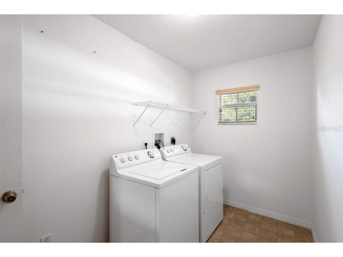 606 White Oak Way Deland FL 32720 V4946090 image41