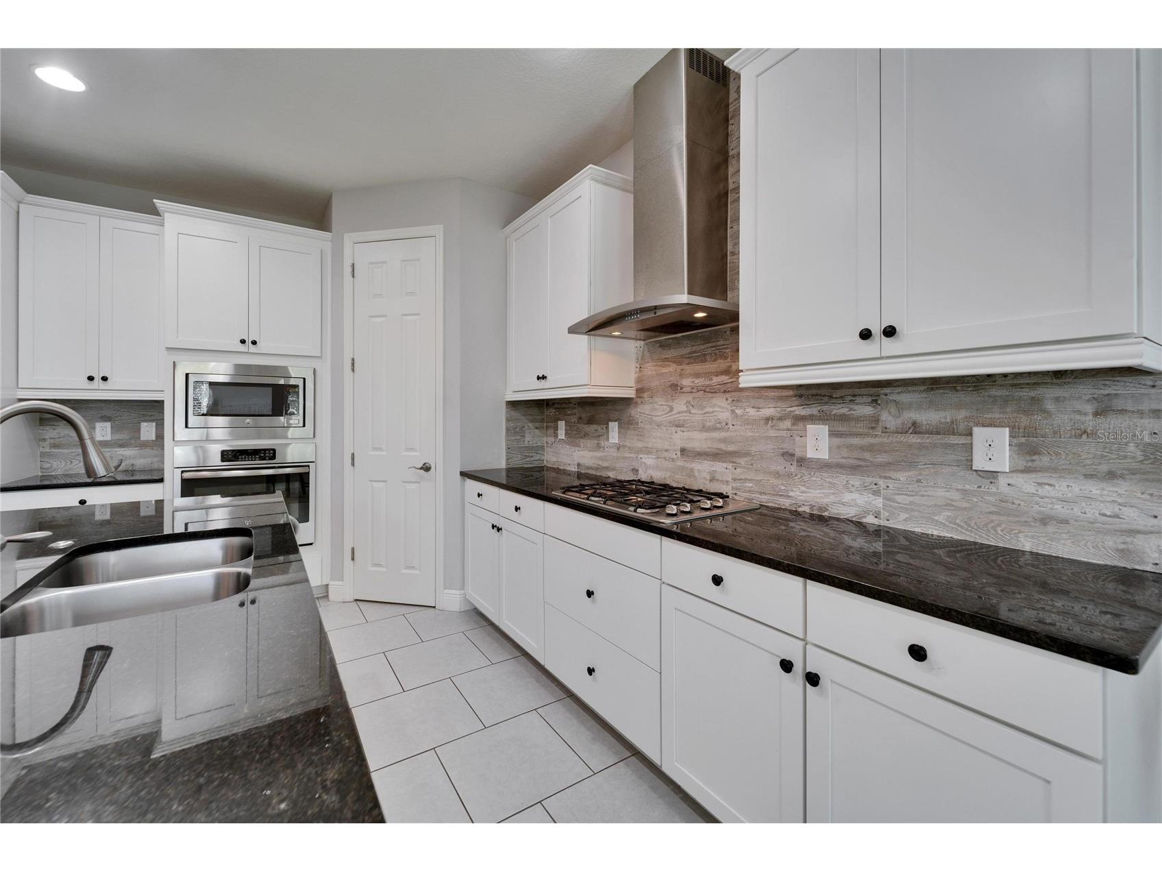 606 Winterside Drive Apollo Beach FL 33572 TB8525469 image18
