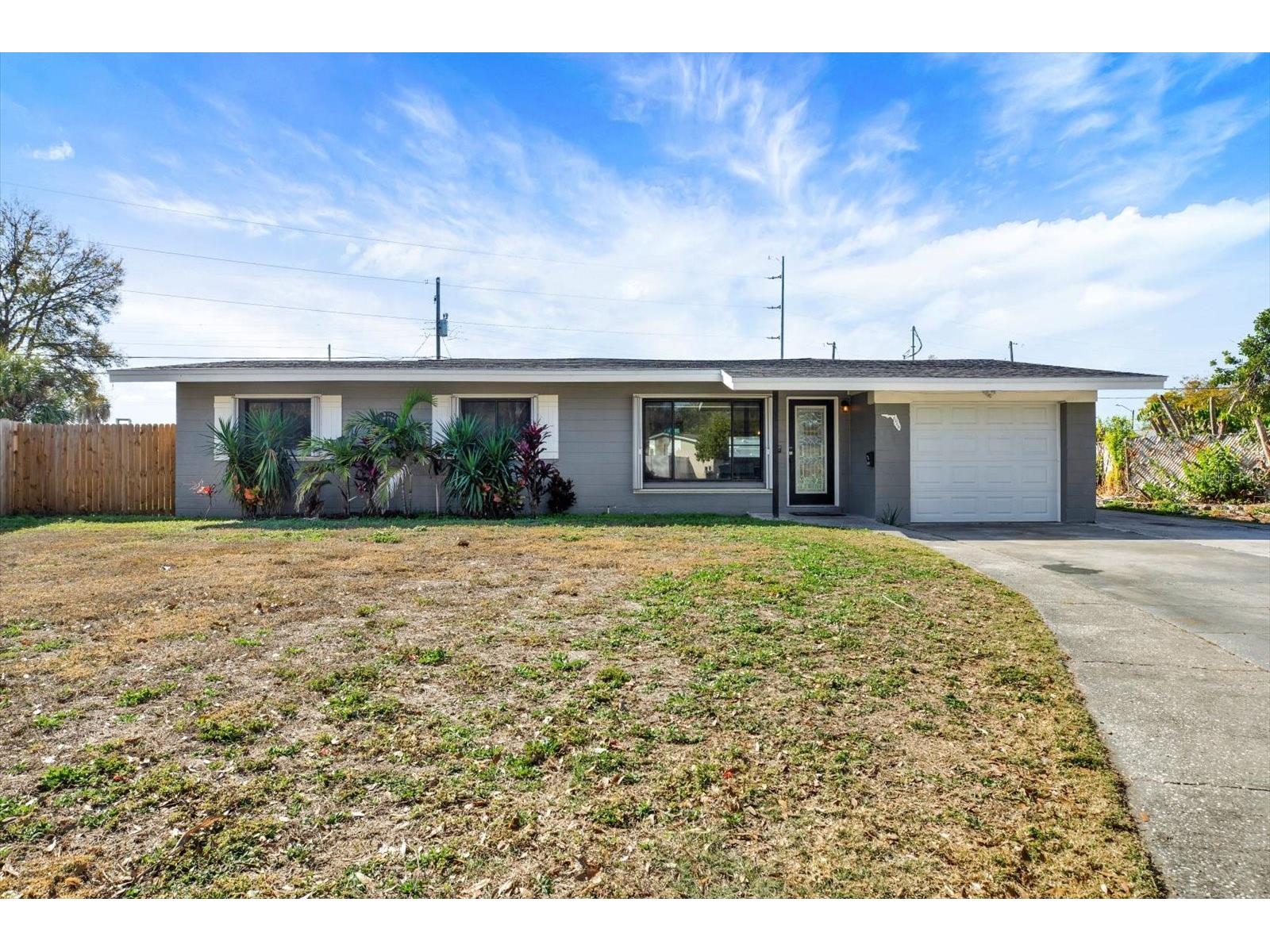 6060 39th Avenue N Saint Petersburg FL 33709 TB8468831 image1