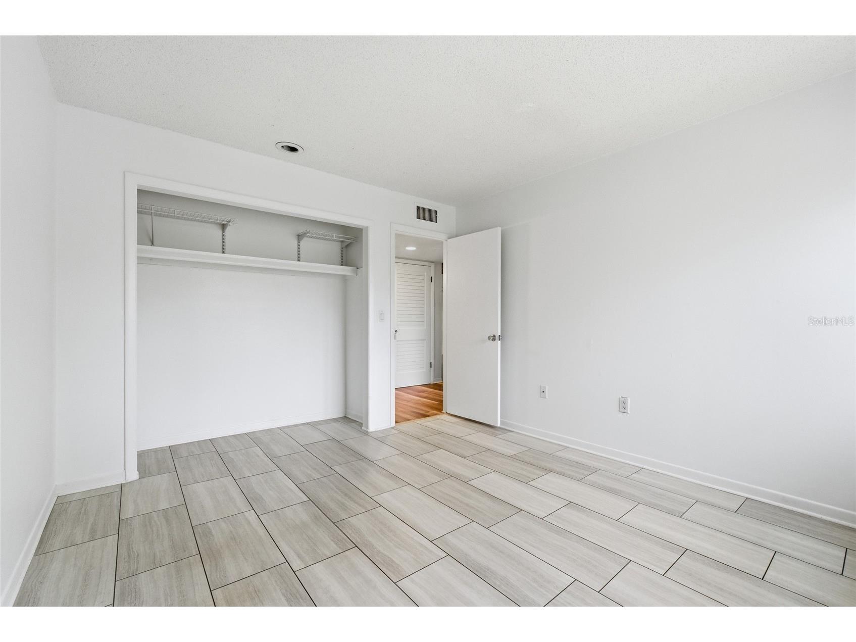 6060 Peregrine Avenue #17E Orlando FL 32819 G5110859 image14