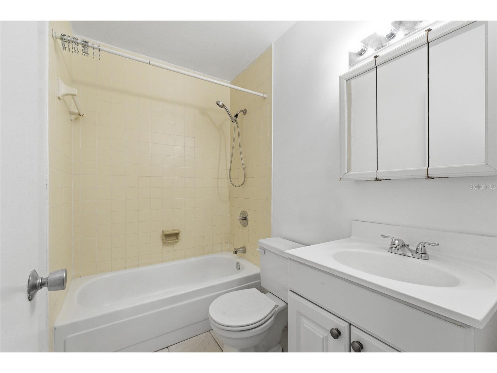 6060 Peregrine Avenue #17E Orlando FL 32819 G5110859 image20