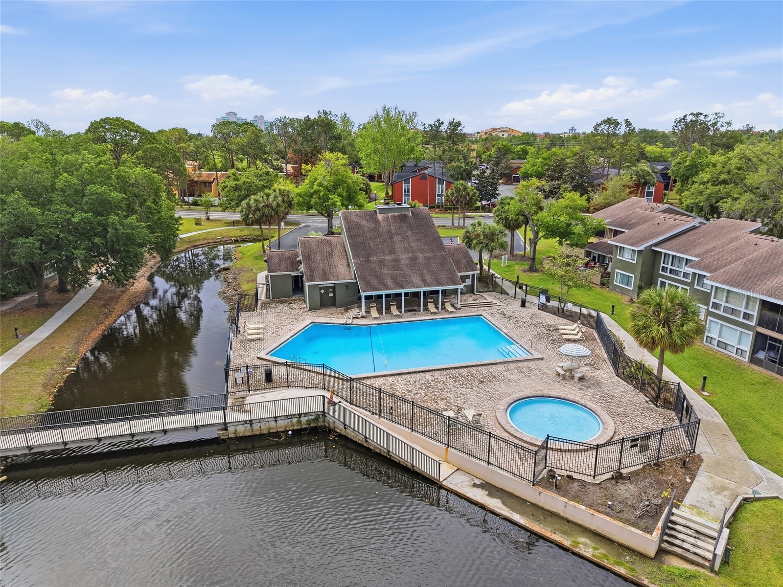 6060 Peregrine Avenue #17E Orlando FL 32819 G5110859 image27