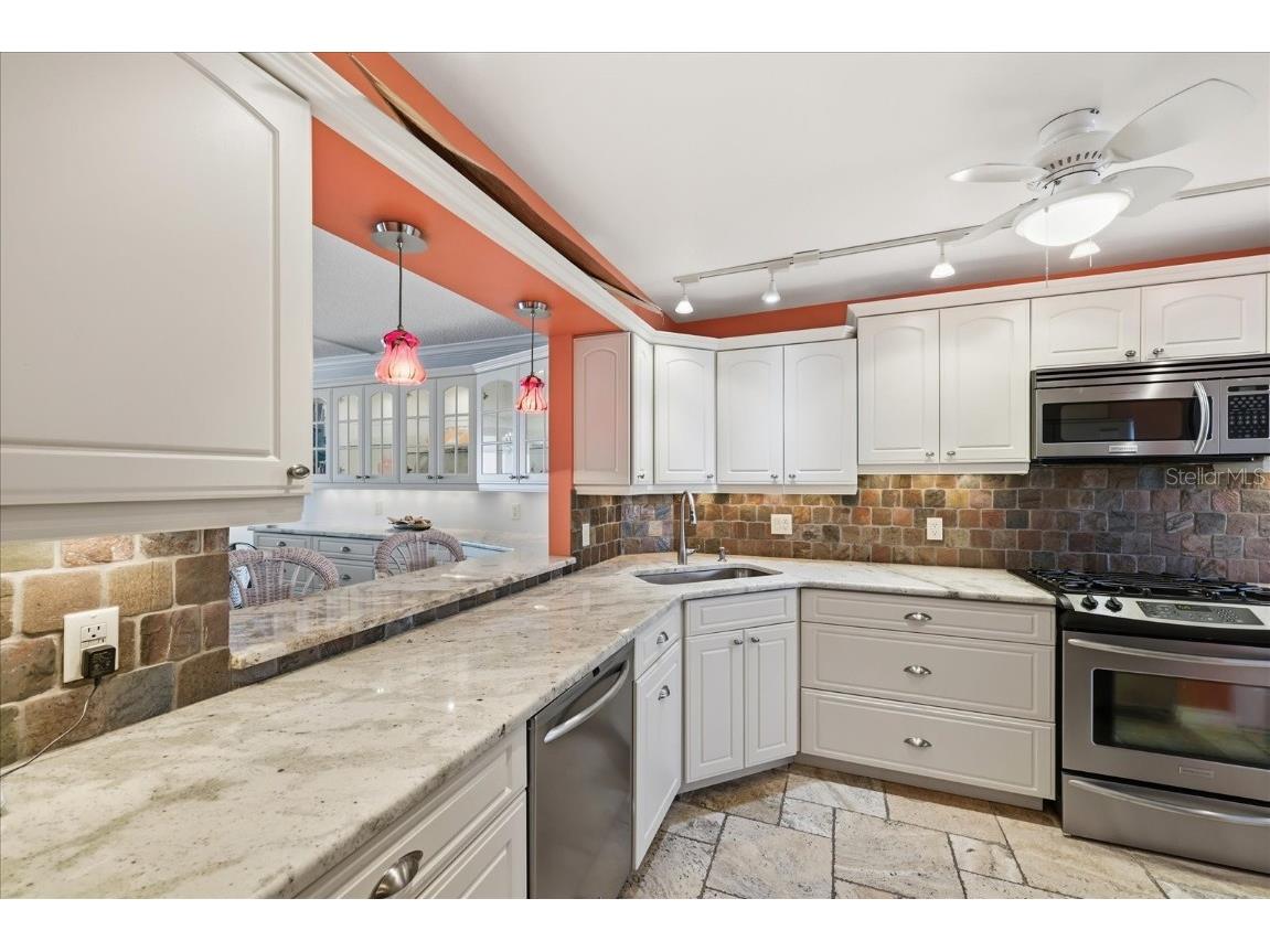 6060 Shore Boulevard S #203 Gulfport FL 33707 - BOCA CIEGA BAY AQUATICPRESERVE TB8448202 image19