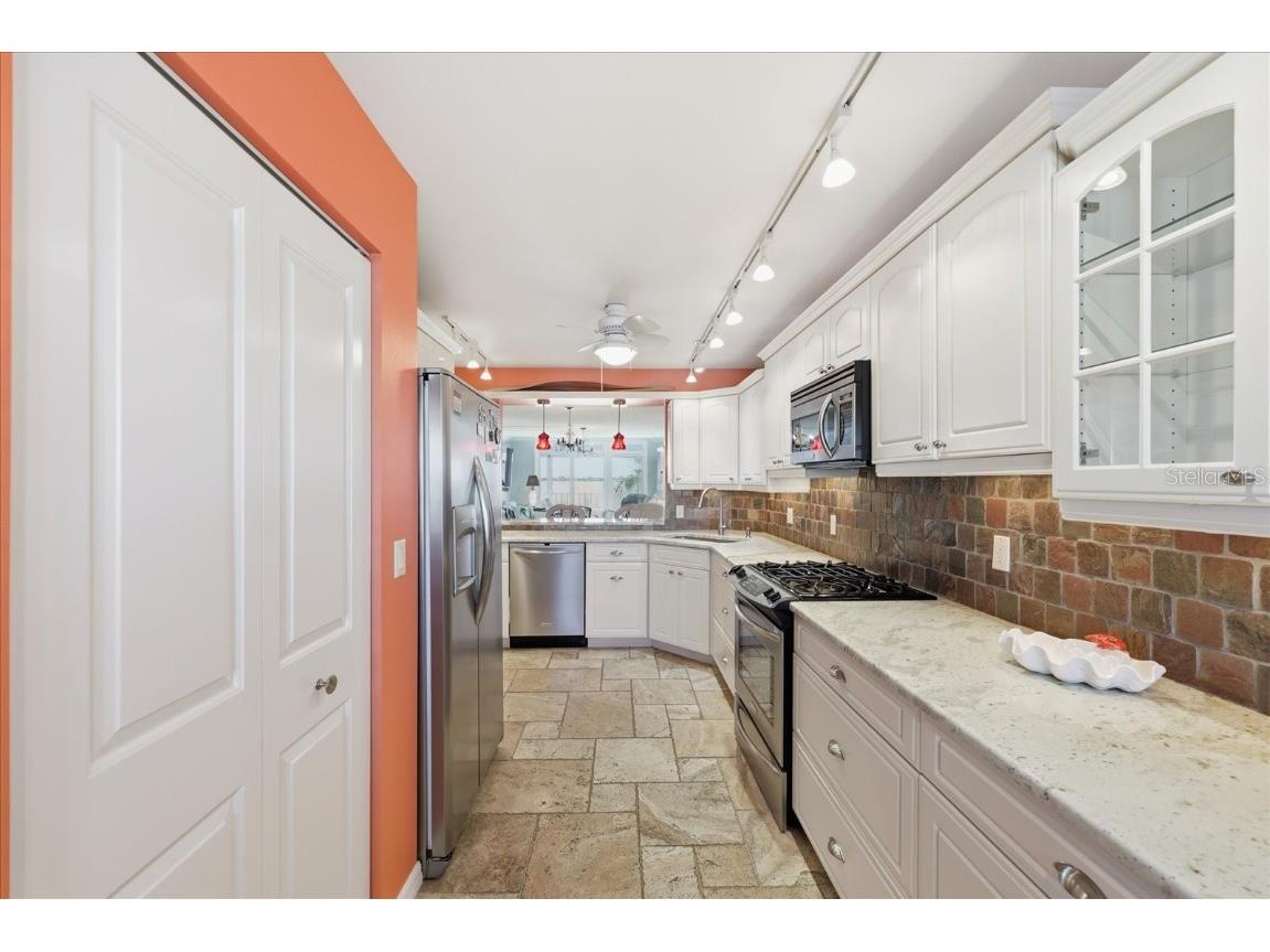 6060 Shore Boulevard S #203 Gulfport FL 33707 - BOCA CIEGA BAY AQUATICPRESERVE TB8448202 image20