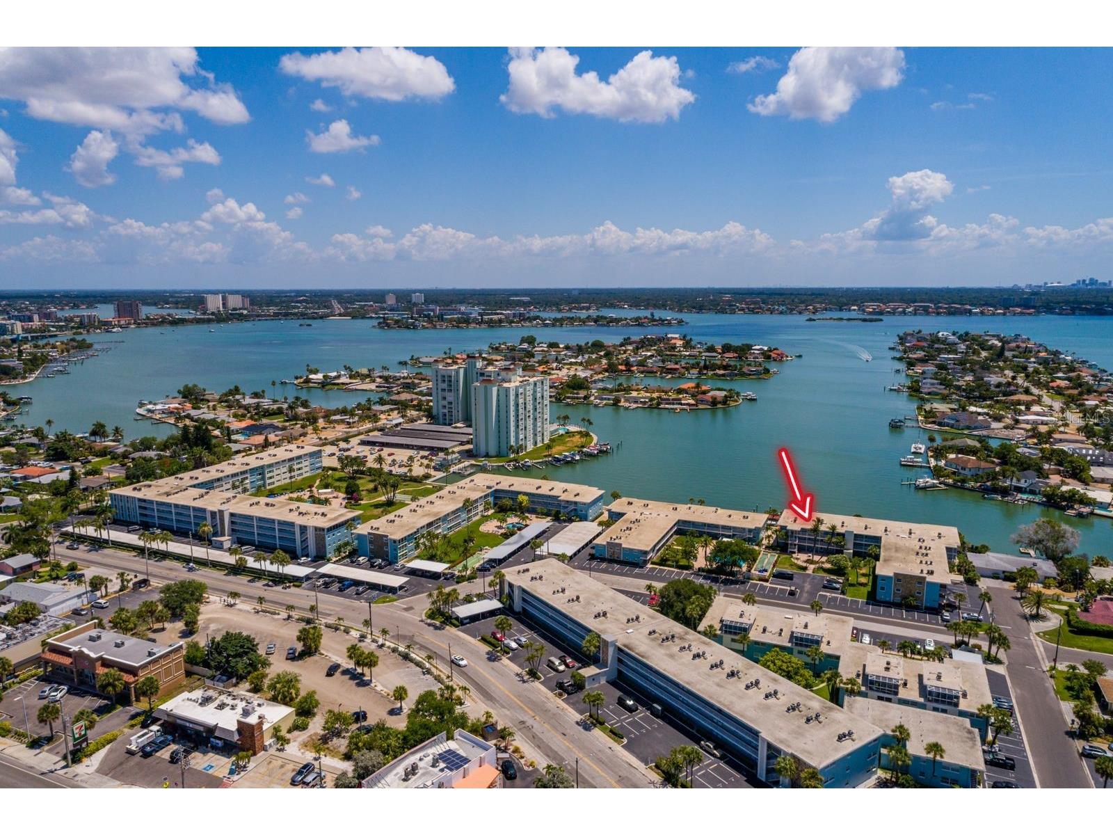6061 2nd Street E #55 Saint Pete Beach FL 33706 - BOCA CIEGA BAY TB8441805 image2