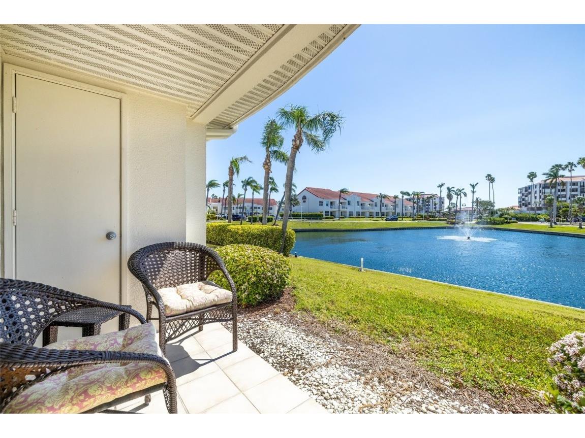6061 Bahia Del Mar Boulevard #112 Saint Petersburg FL 33715 TB8359676 image1