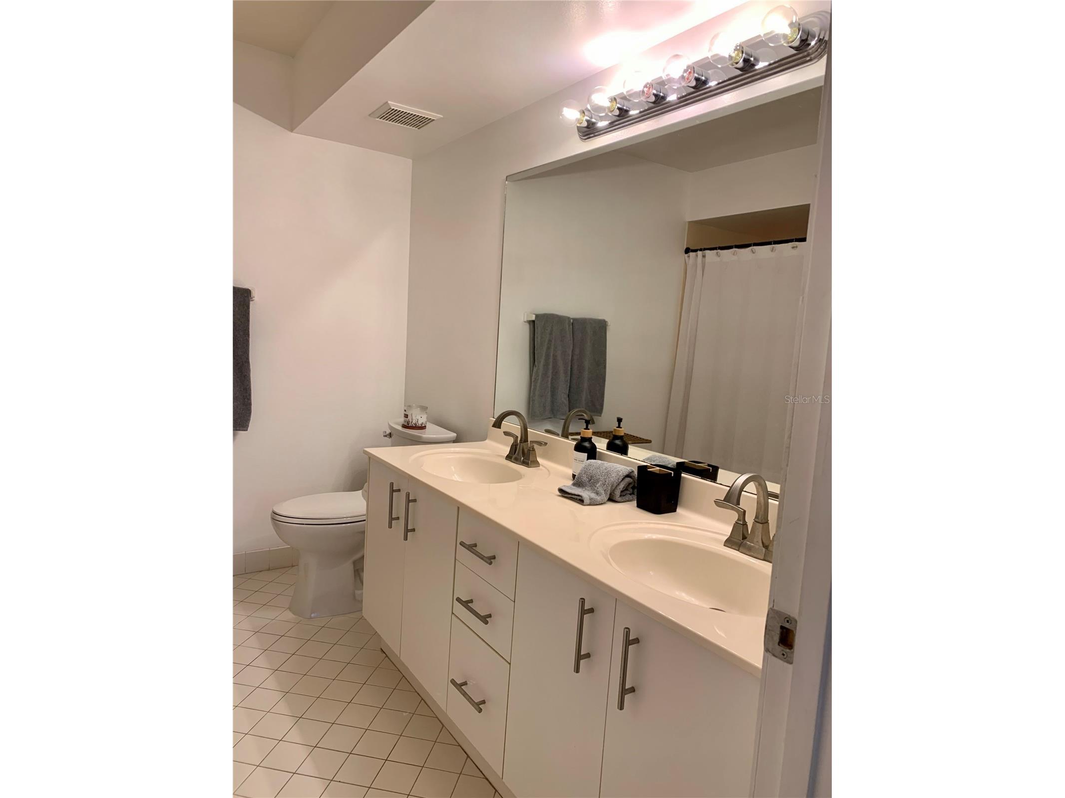 6061 Bahia Del Mar Circle #146 Saint Petersburg FL 33715 TB8486989 image16