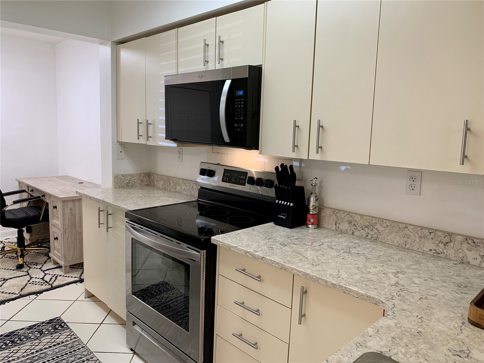 6061 Bahia Del Mar Circle #146 Saint Petersburg FL 33715 TB8486989 image4