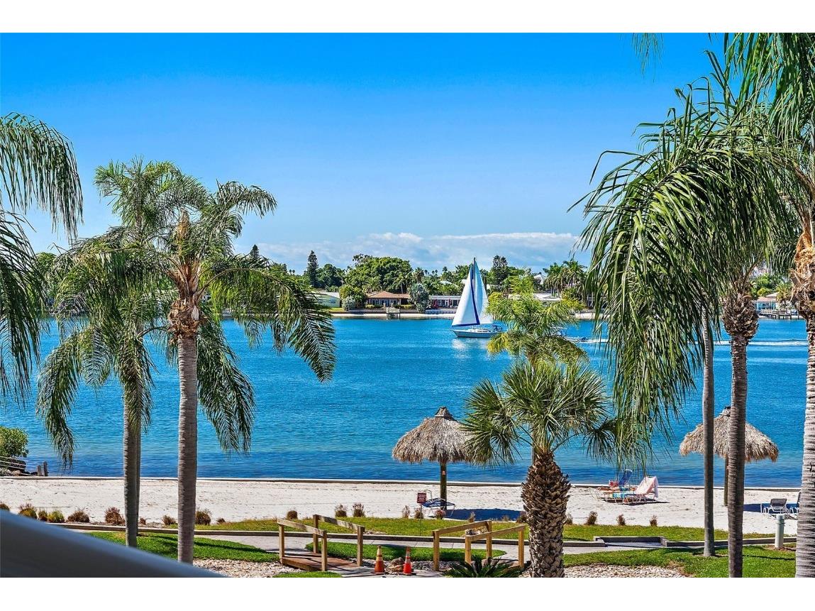 6061 Bahia Del Mar Circle #342 Saint Petersburg FL 33715 - BOCA CIEGA BAY U8218334 image1