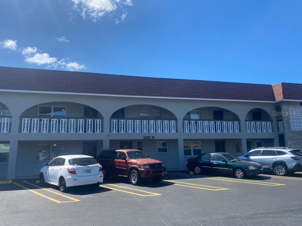 6062 22nd Avenue N #5 Saint Petersburg FL 33710 O6100343 image1