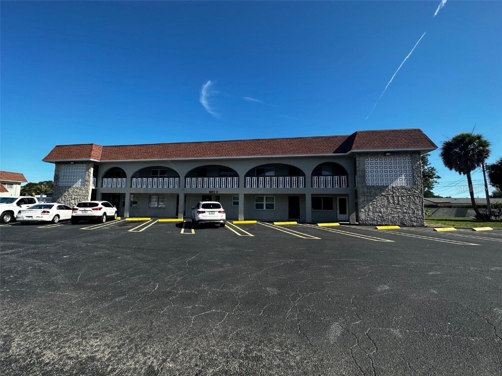 6062 22nd Avenue N #7 Saint Petersburg FL 33710 U8203675 image1