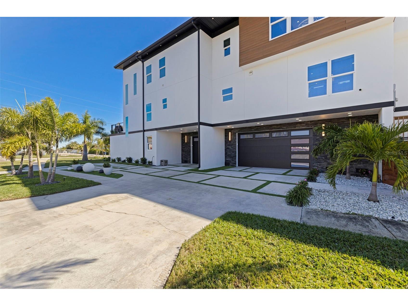 6062 Bayou Grande Boulevard NE Saint Petersburg FL 33703 TB8467428 image2