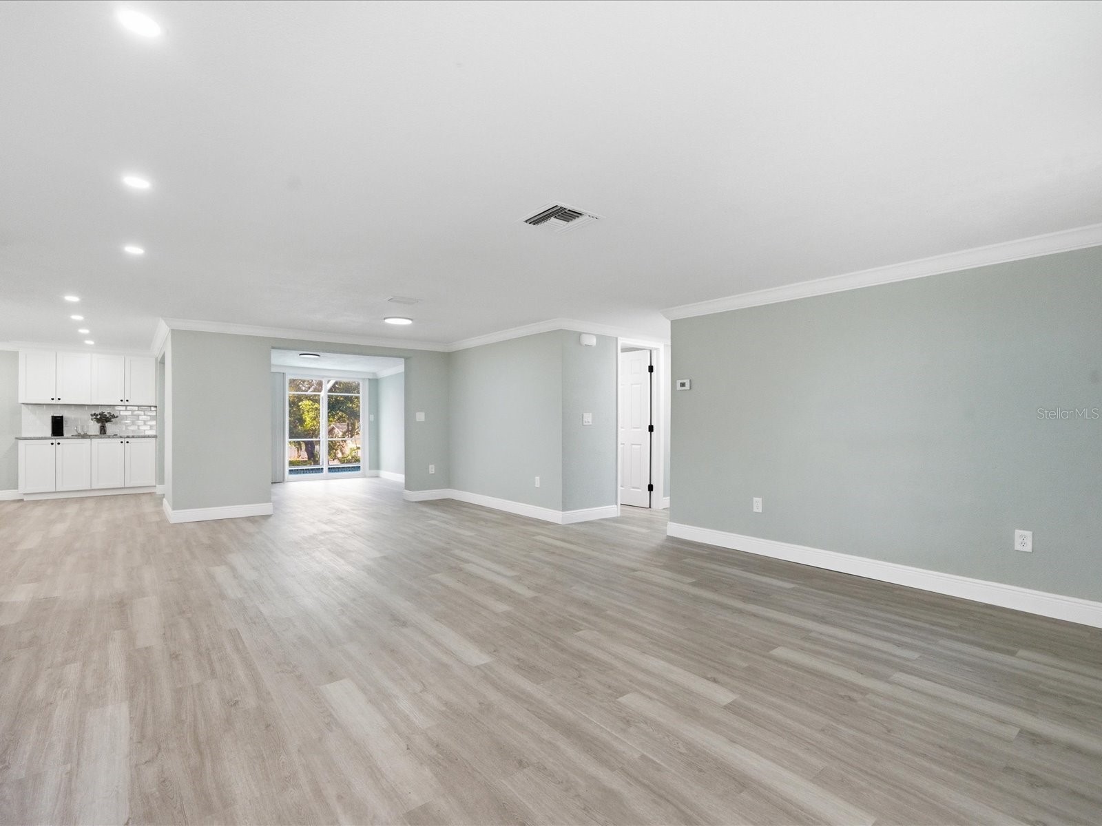 6063 Airmont Drive Spring Hill FL 34606 W7885660 image8