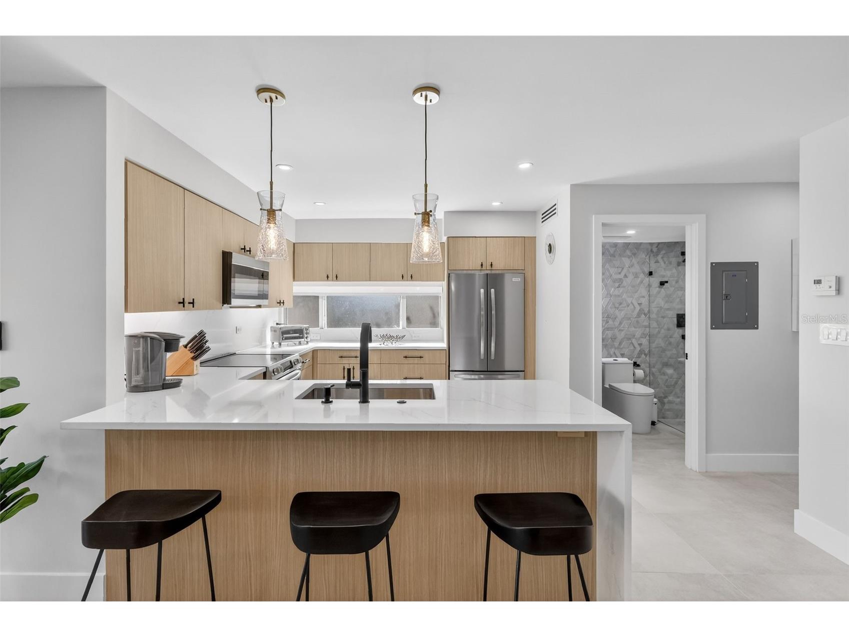 6063 E Peppertree Way #111 Sarasota FL 34242 - INTERCOSTAL WATERWAY A4678611 image18