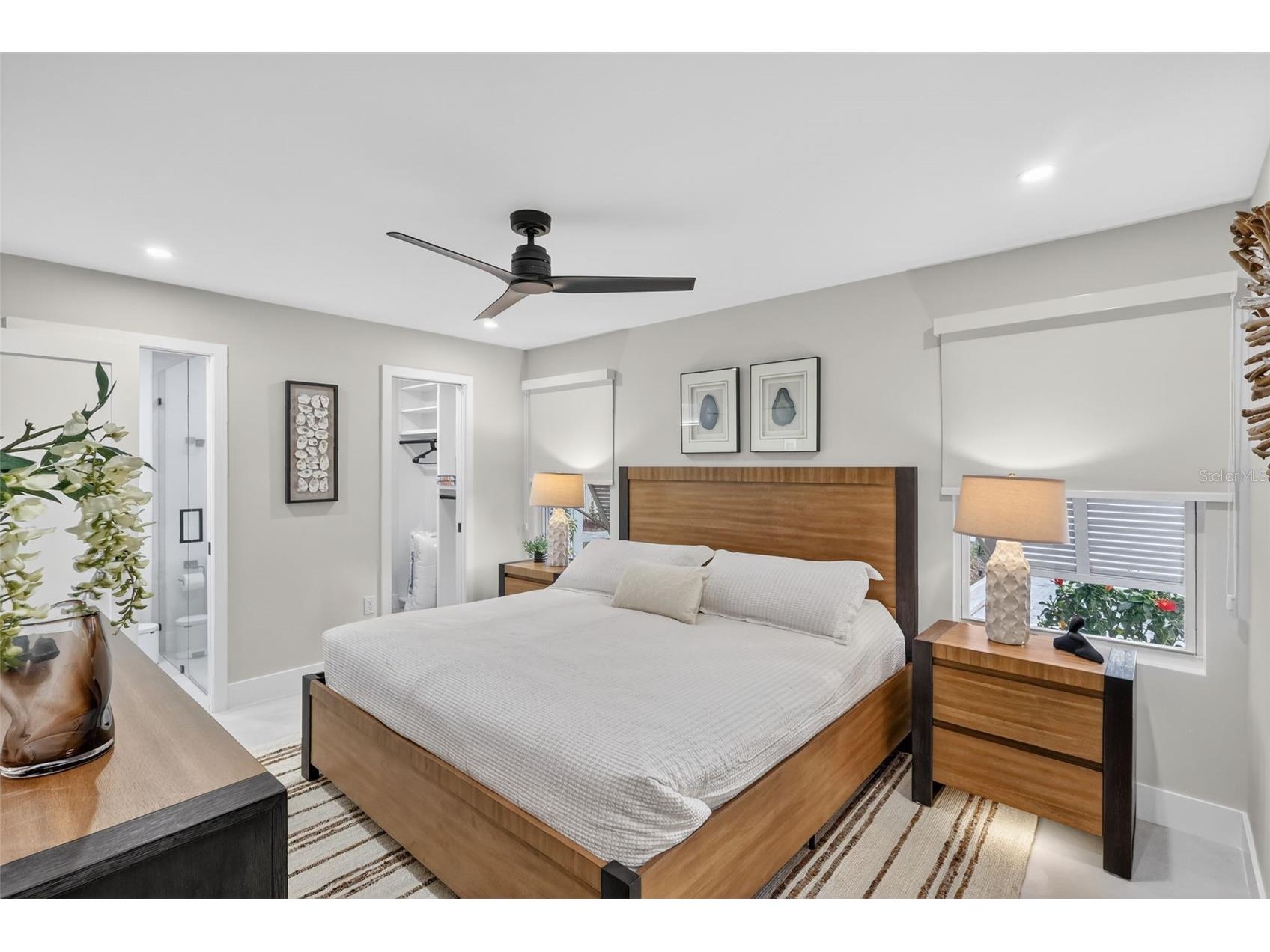 6063 E Peppertree Way #111 Sarasota FL 34242 - INTERCOSTAL WATERWAY A4678611 image21