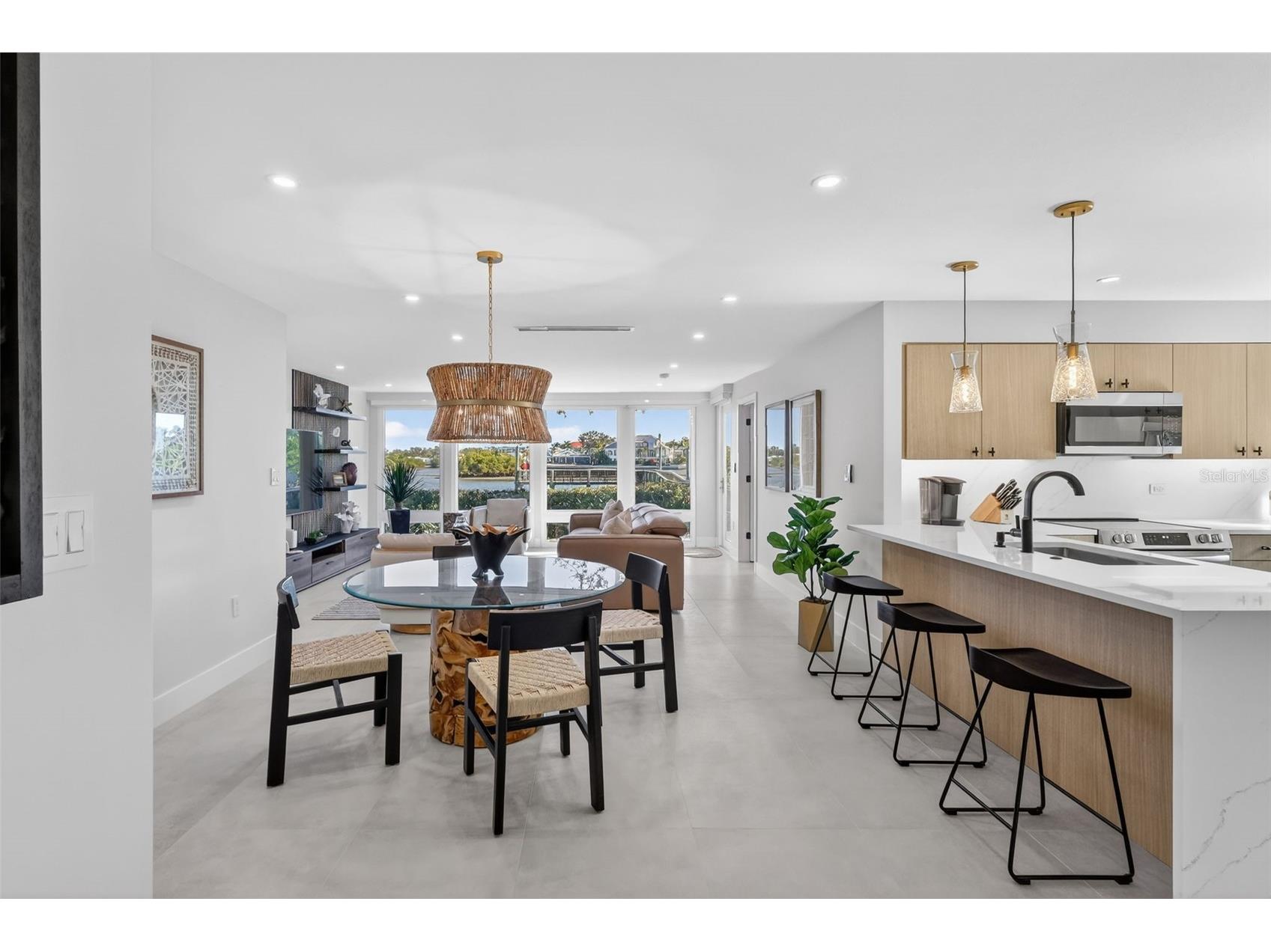 6063 E Peppertree Way #111 Sarasota FL 34242 - INTERCOSTAL WATERWAY A4678611 image8